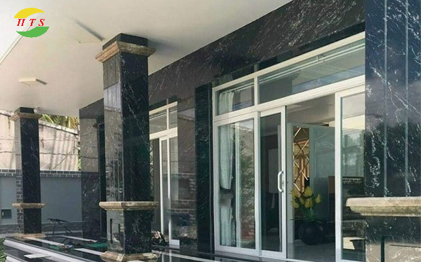 đá granite ốp mặt tiền màu đen
